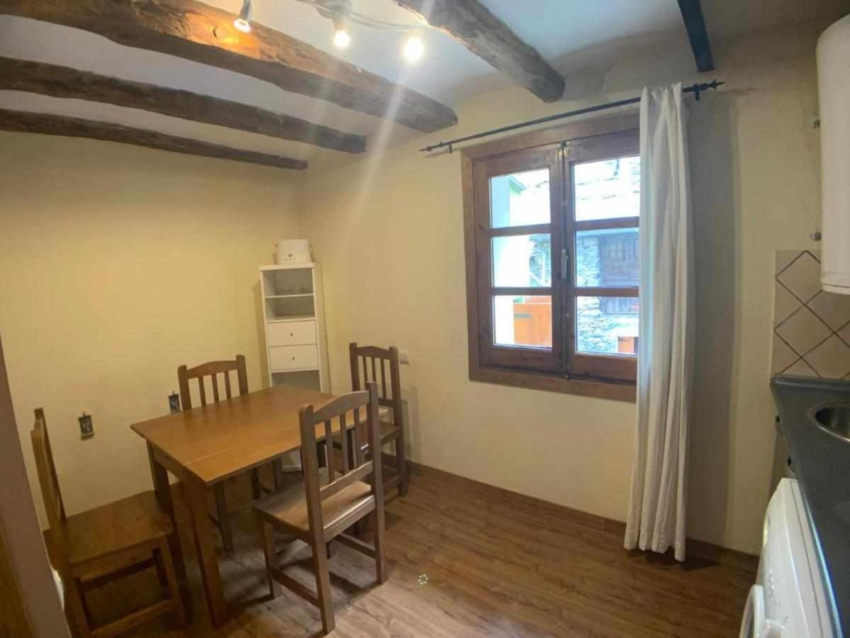 Ot Borda Nueve Appartement Benasque Buitenkant foto